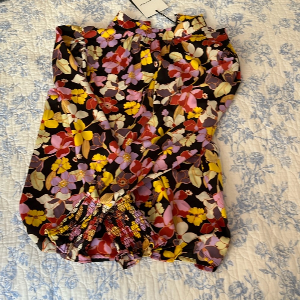Brand new floral blouse!